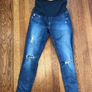 AG slim fit maternity jeans size 28R
